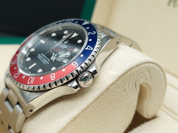 Rolex GMT-Master 16700