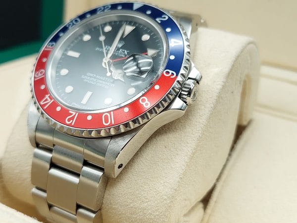 Rolex GMT-Master 16700