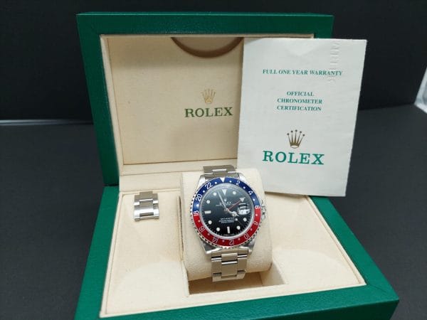 Rolex GMT-Master 16700