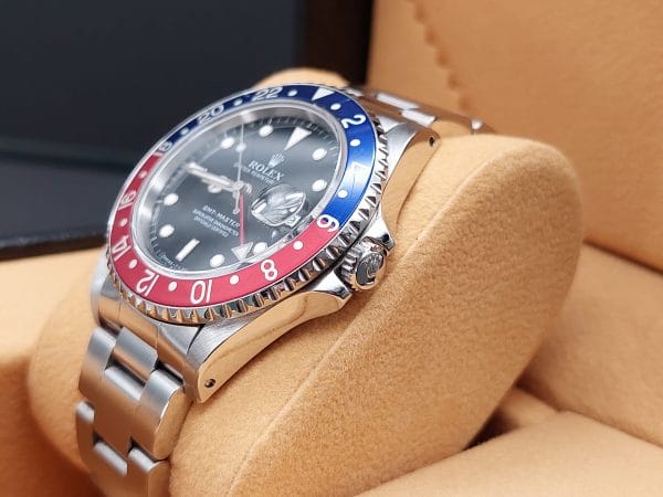 Rolex GMT-Master 16700