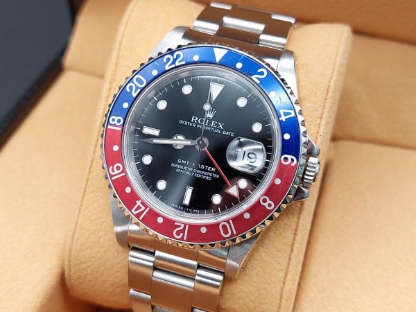 Rolex GMT-Master 16700