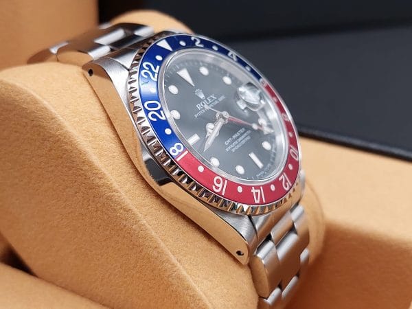 Rolex GMT-Master 16700