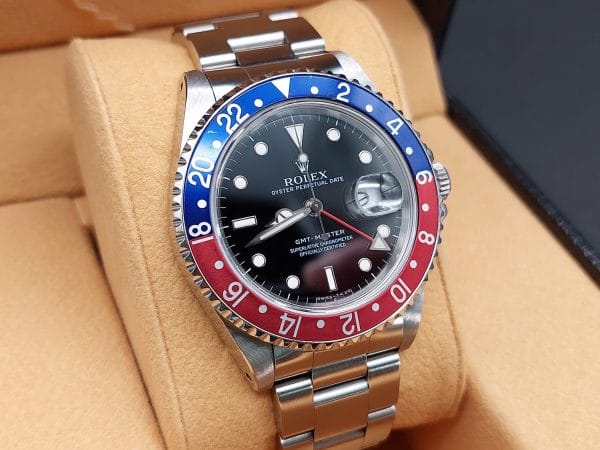 Rolex GMT-Master 16700