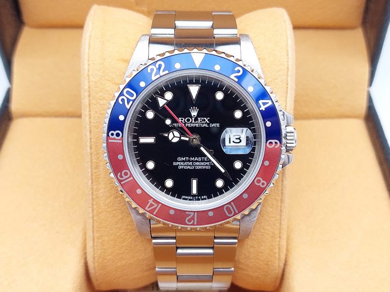 Rolex GMT-Master 16700